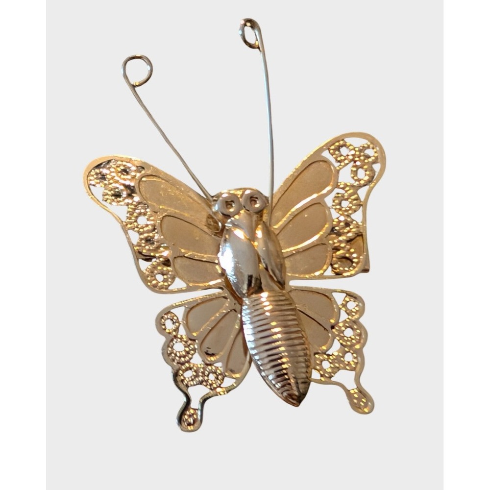 Vintage Gold tone Butterfly Brooch Pin Filigree Openwork Wing Detail Insect